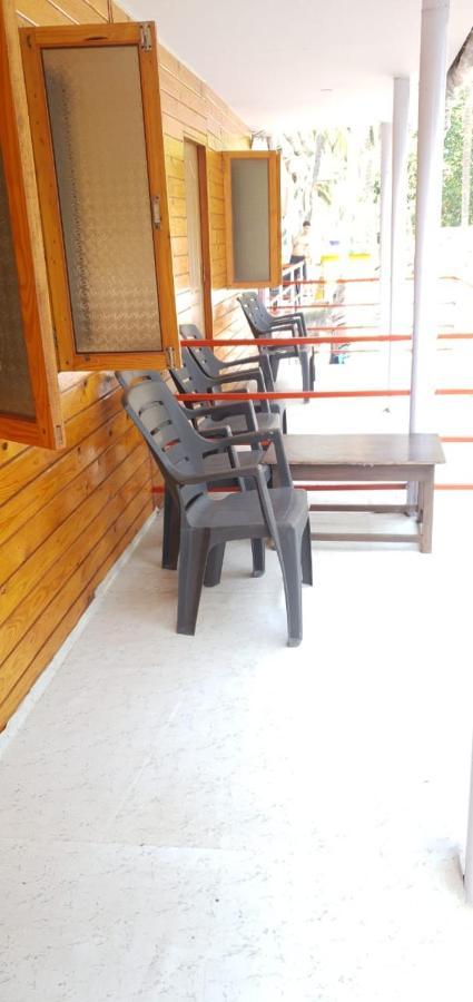 Orange Sky Inn Holiday Home Kanakona Kültér fotó